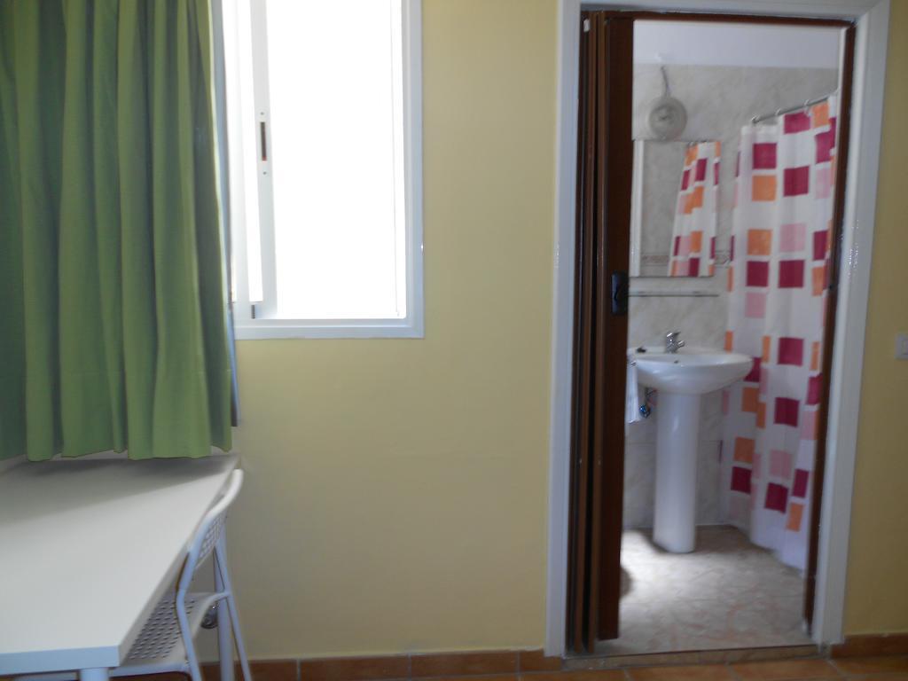 Pension Mova Santa Cruz de Tenerife Exteriör bild